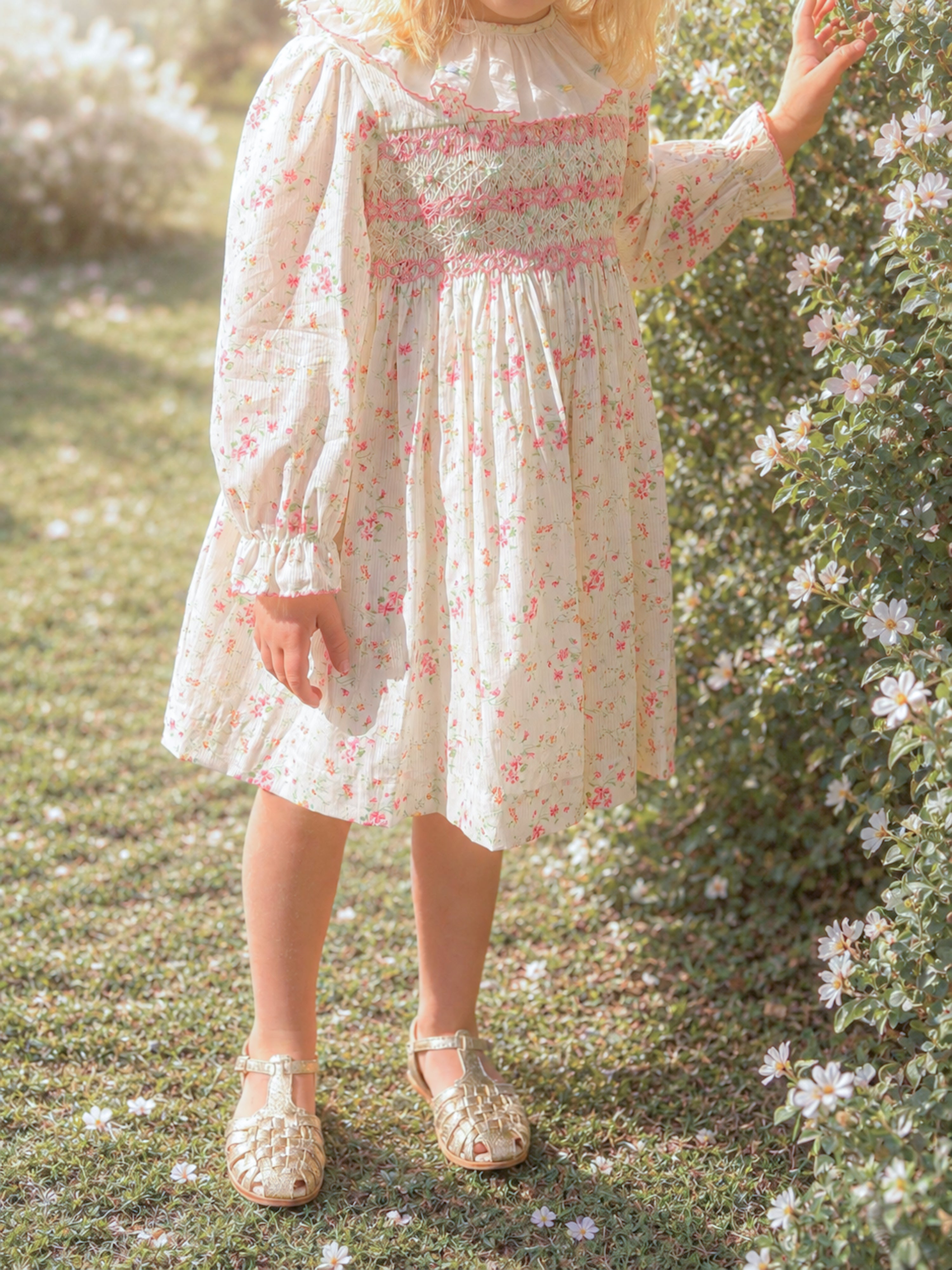 {Sutherby Girls} Signature Smocked Dress ~ Briar Rose