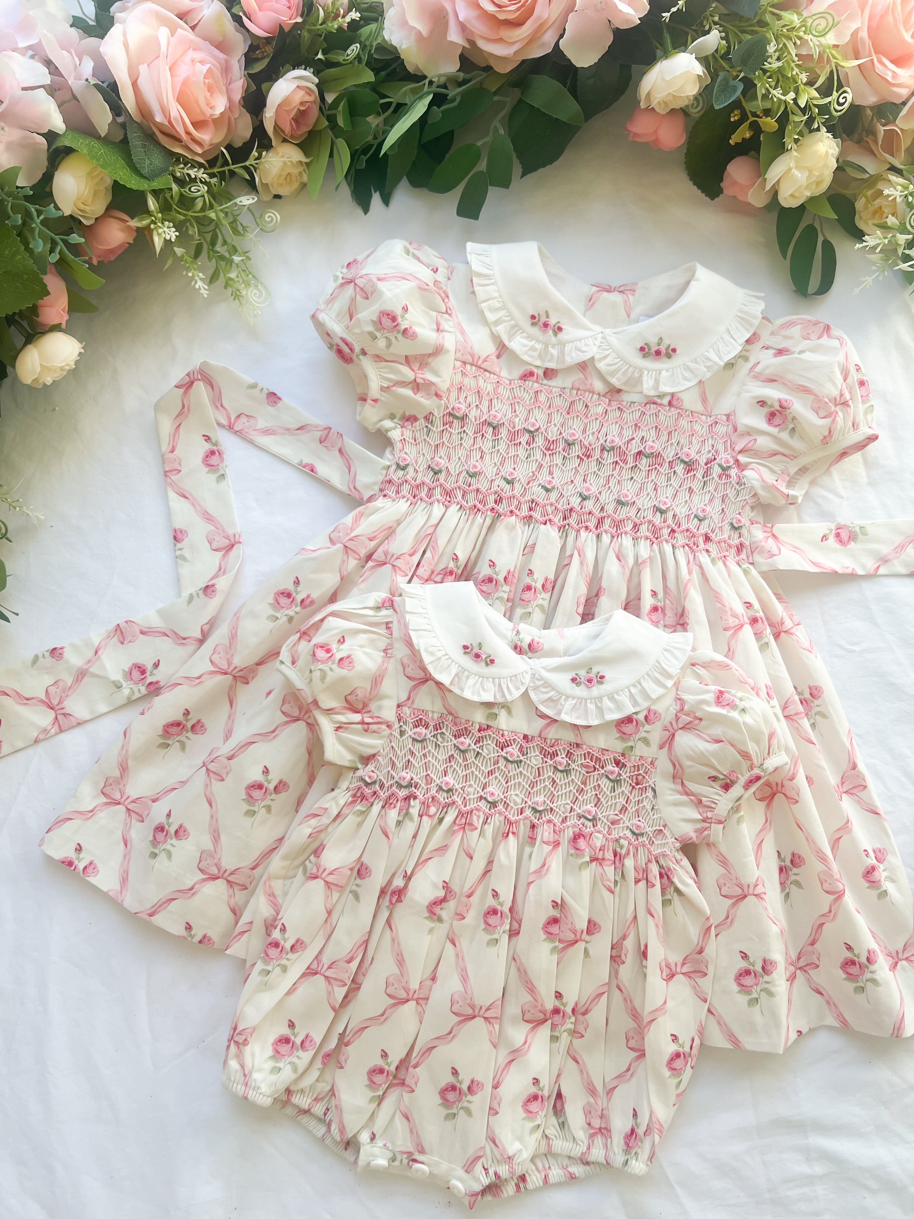 {Sutherby Girls} Signature Smocked Dress - Pink Bow Trellis