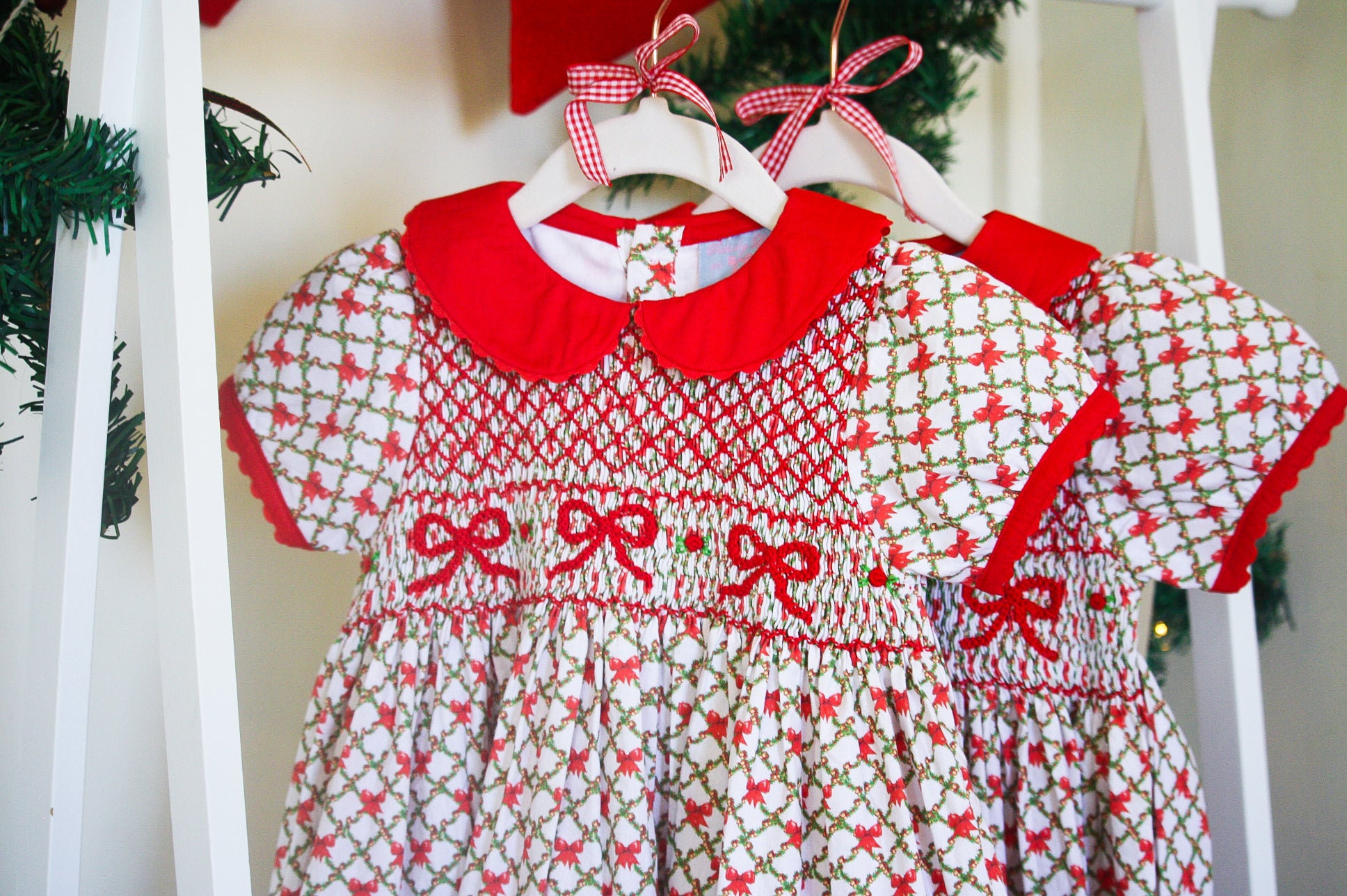 {Sutherby Girls} Signature Smocked Dress ~ Holiday Garland Trellis