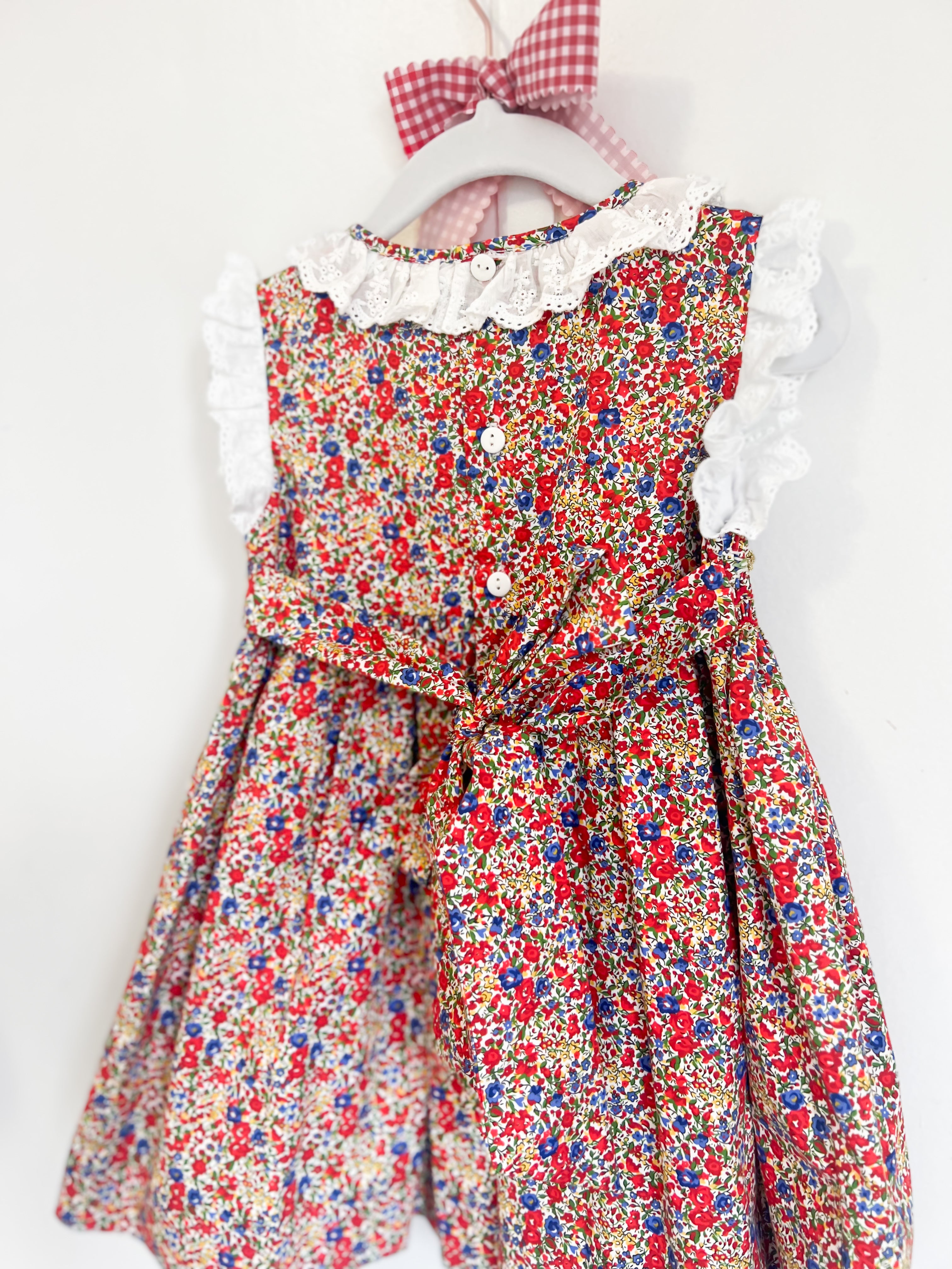 {Sutherby Girls} Signature Smocked Dress ~ Festive Floral