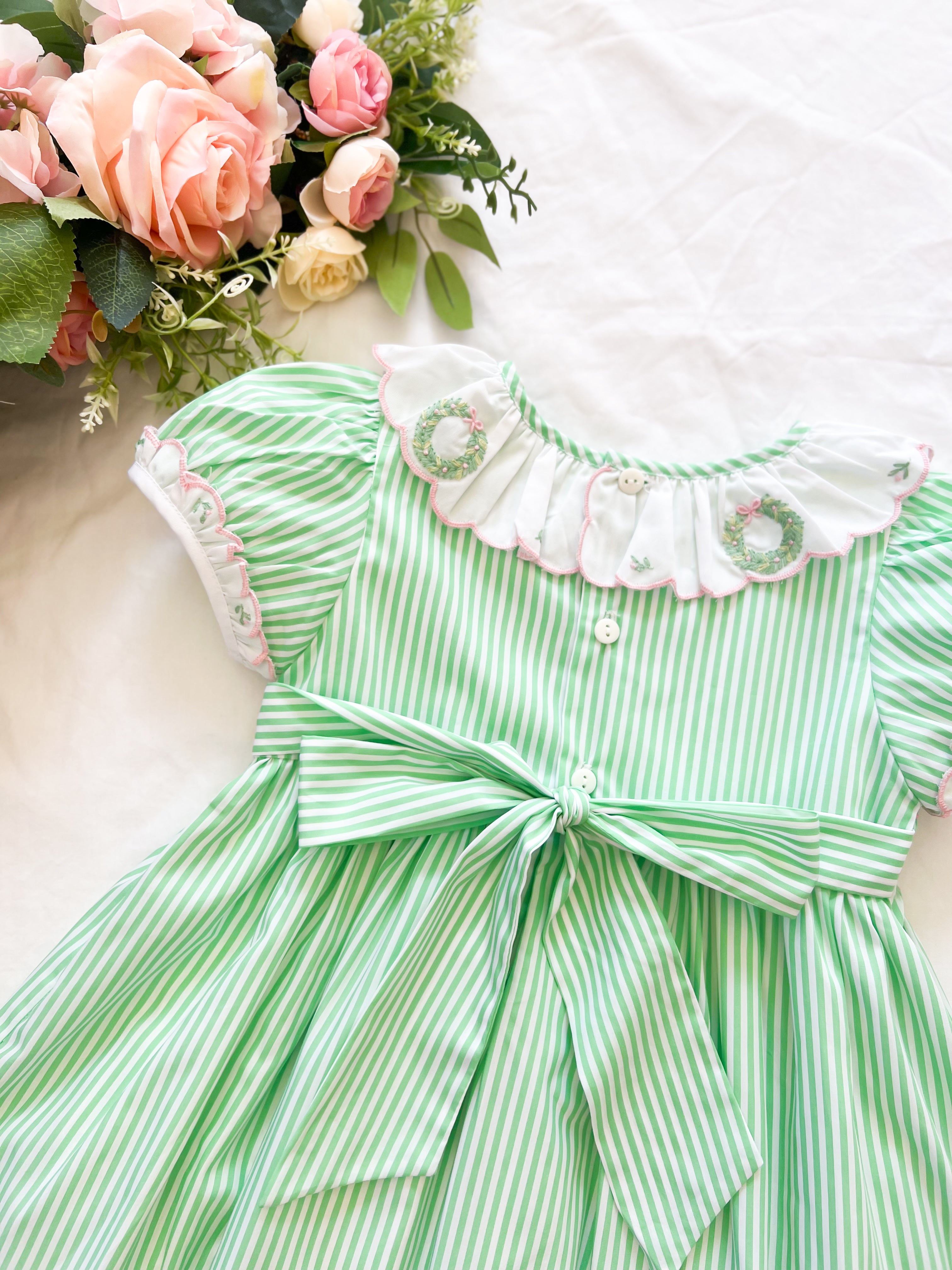 {Sutherby Girls} Signature Smocked Dress ~ Peppermint Candy Green & Pink