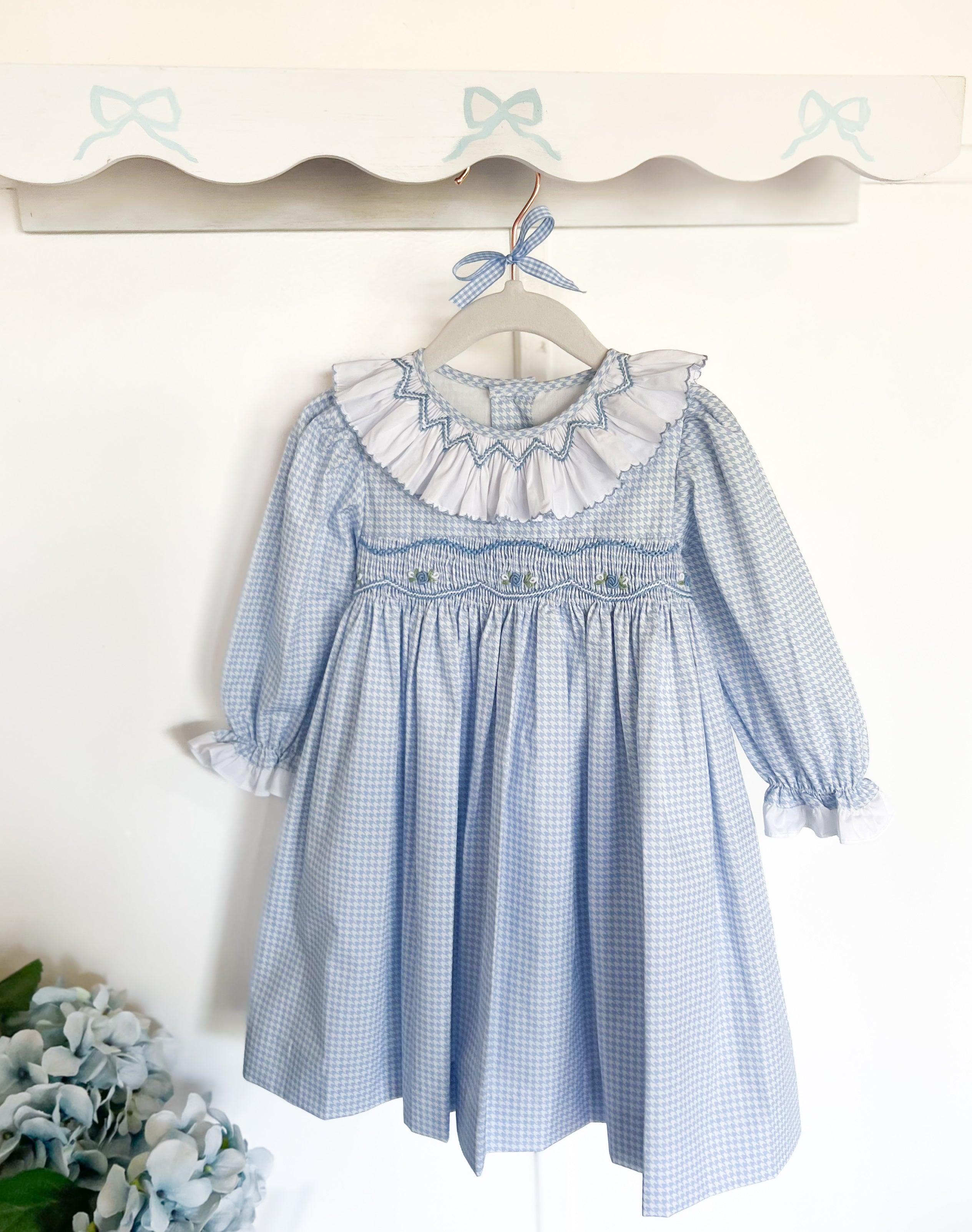 {Sutherby Girls} Signature Smocked Dress ~ Blue Houndstooth