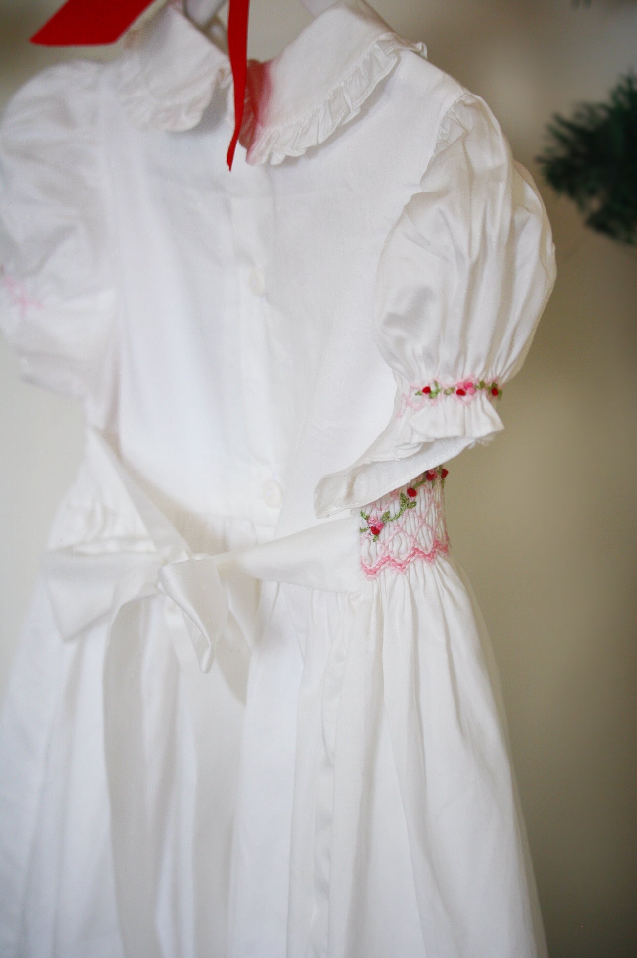 {Sutherby Girls} Signature Smocked Dress ~ Holly Rosebud