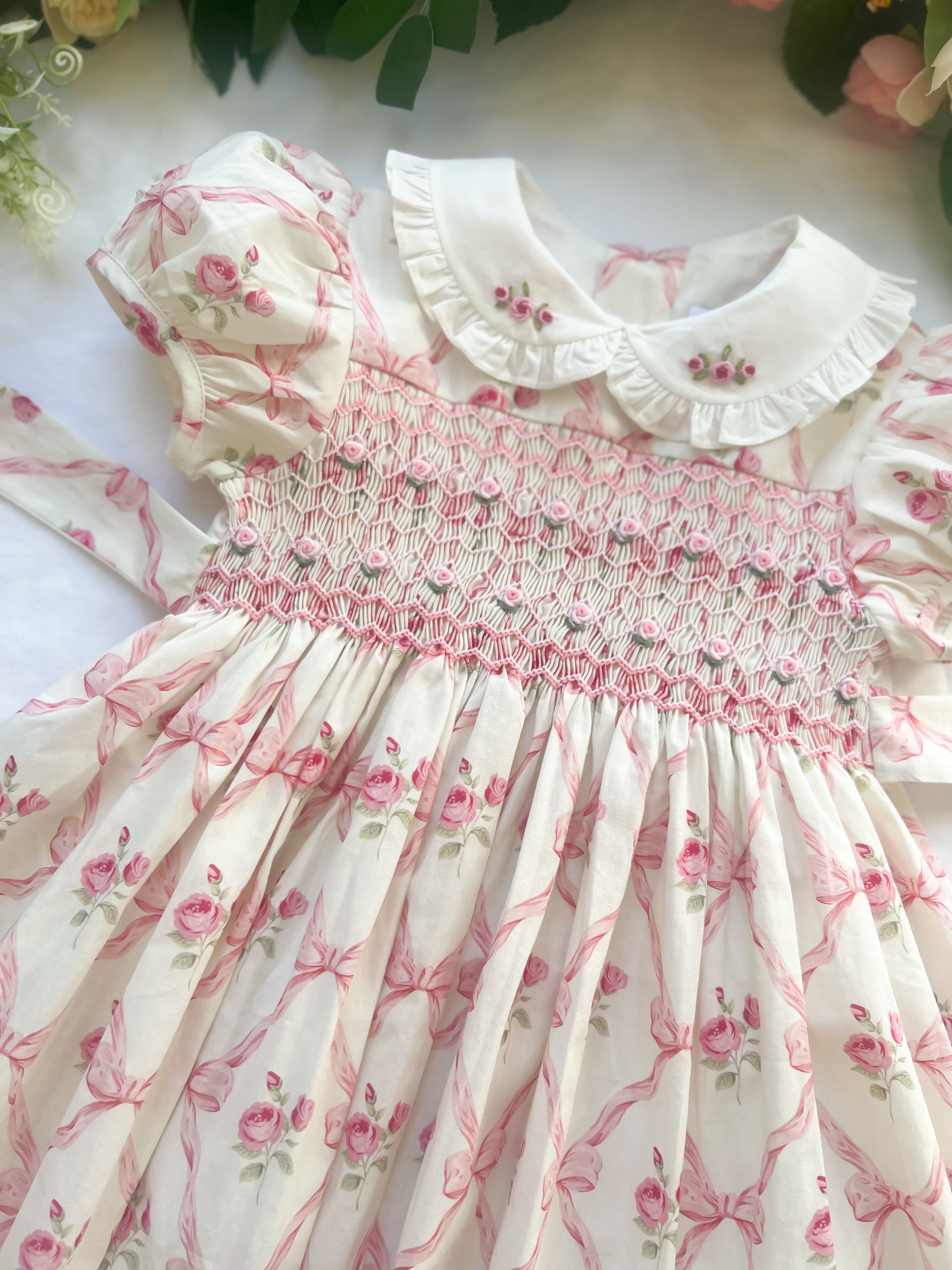 {Sutherby Girls} Signature Smocked Dress - Pink Bow Trellis
