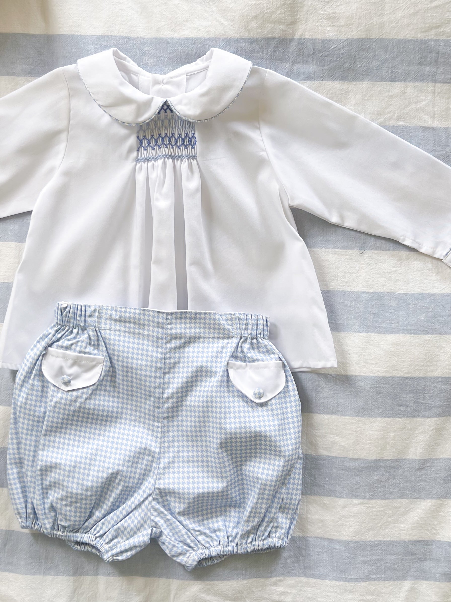 {Sutherby Baby} Blue Houndstooth Bloomers