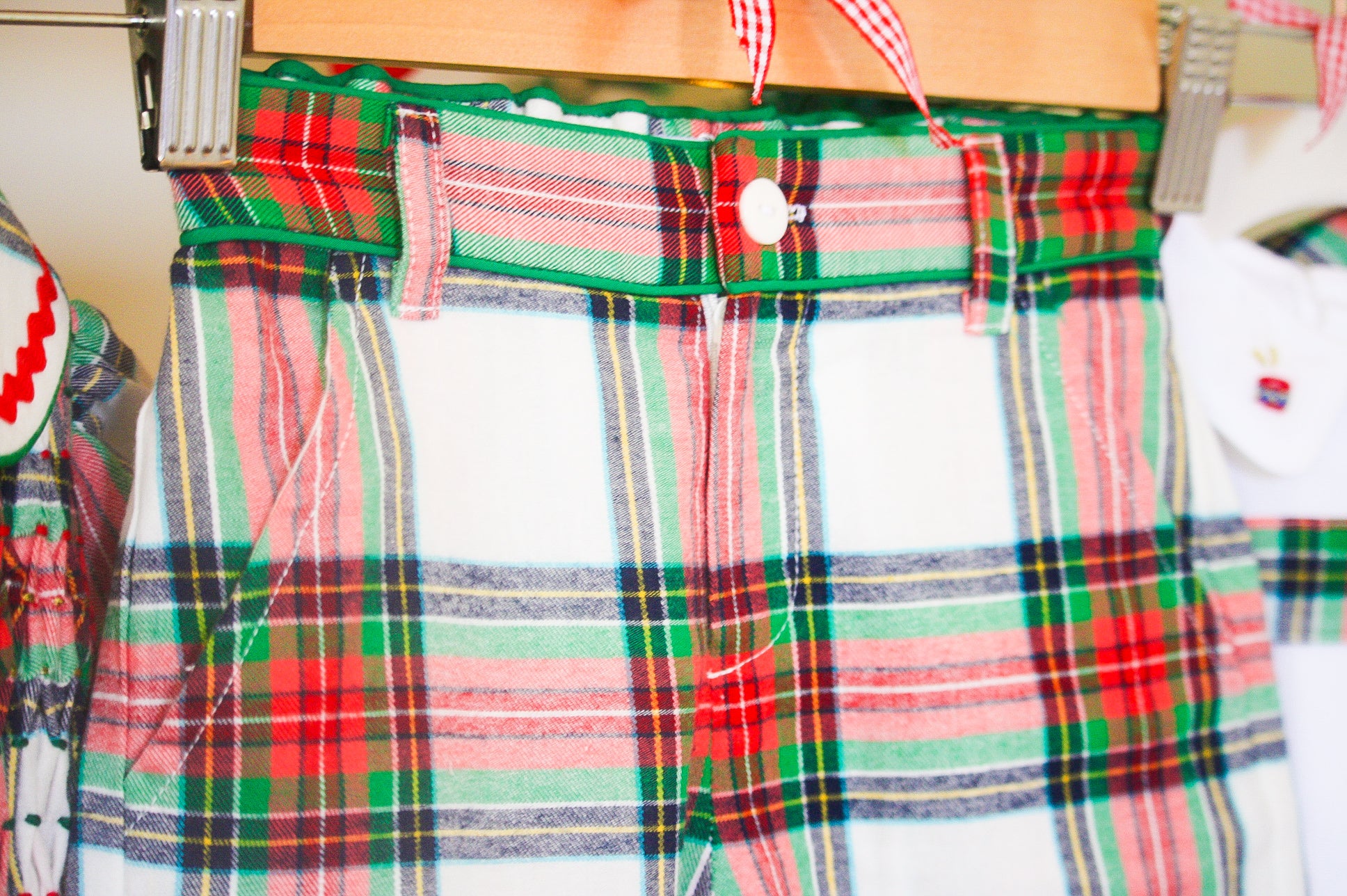 {Sutherby Boys} Signature Prep Shorts ~ Christmas Fair Tartan