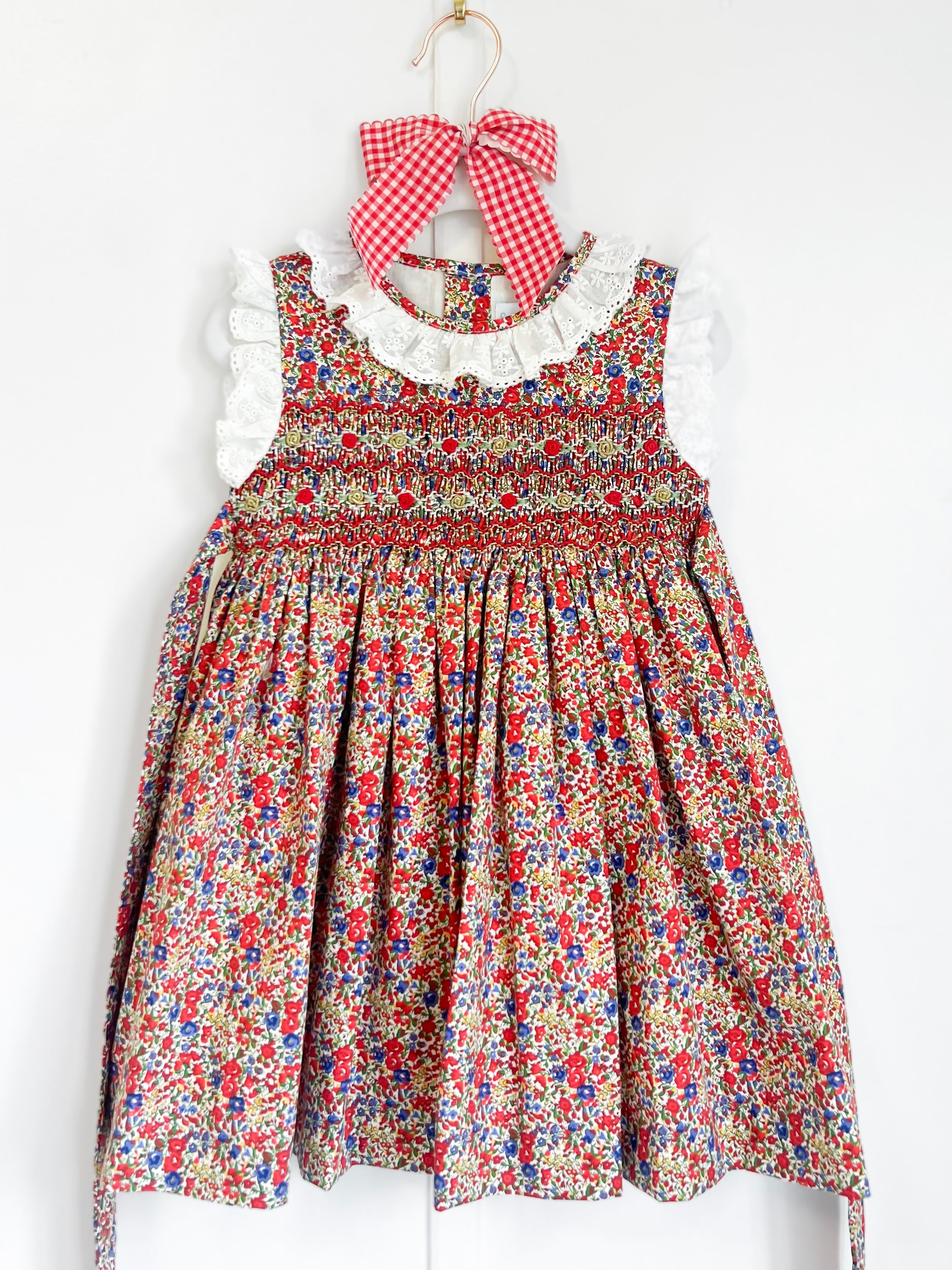 {Sutherby Girls} Signature Smocked Dress ~ Festive Floral