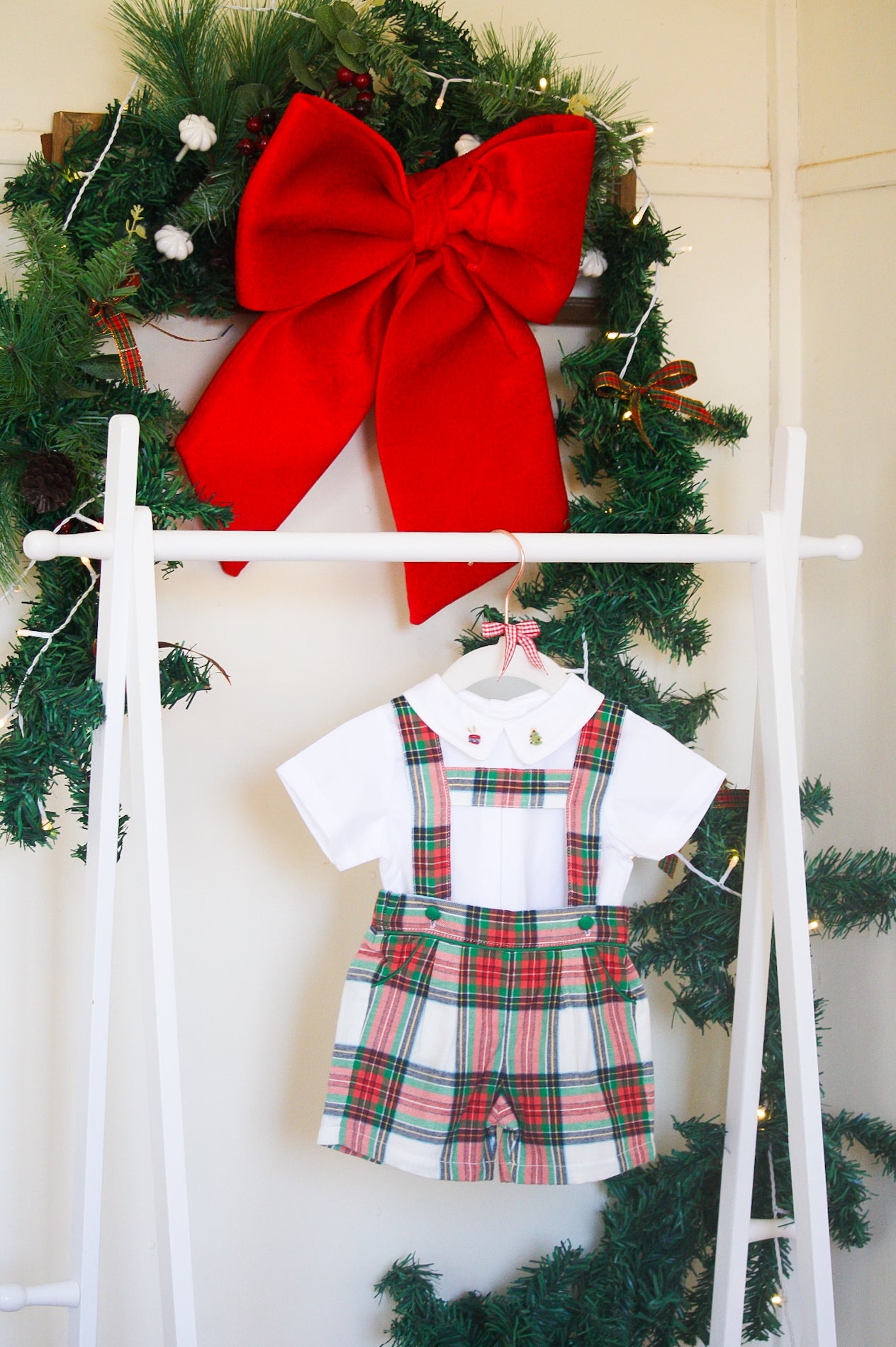 {Sutherby Boys} Signature Suspender Shorts ~ Christmas Fair Tartan