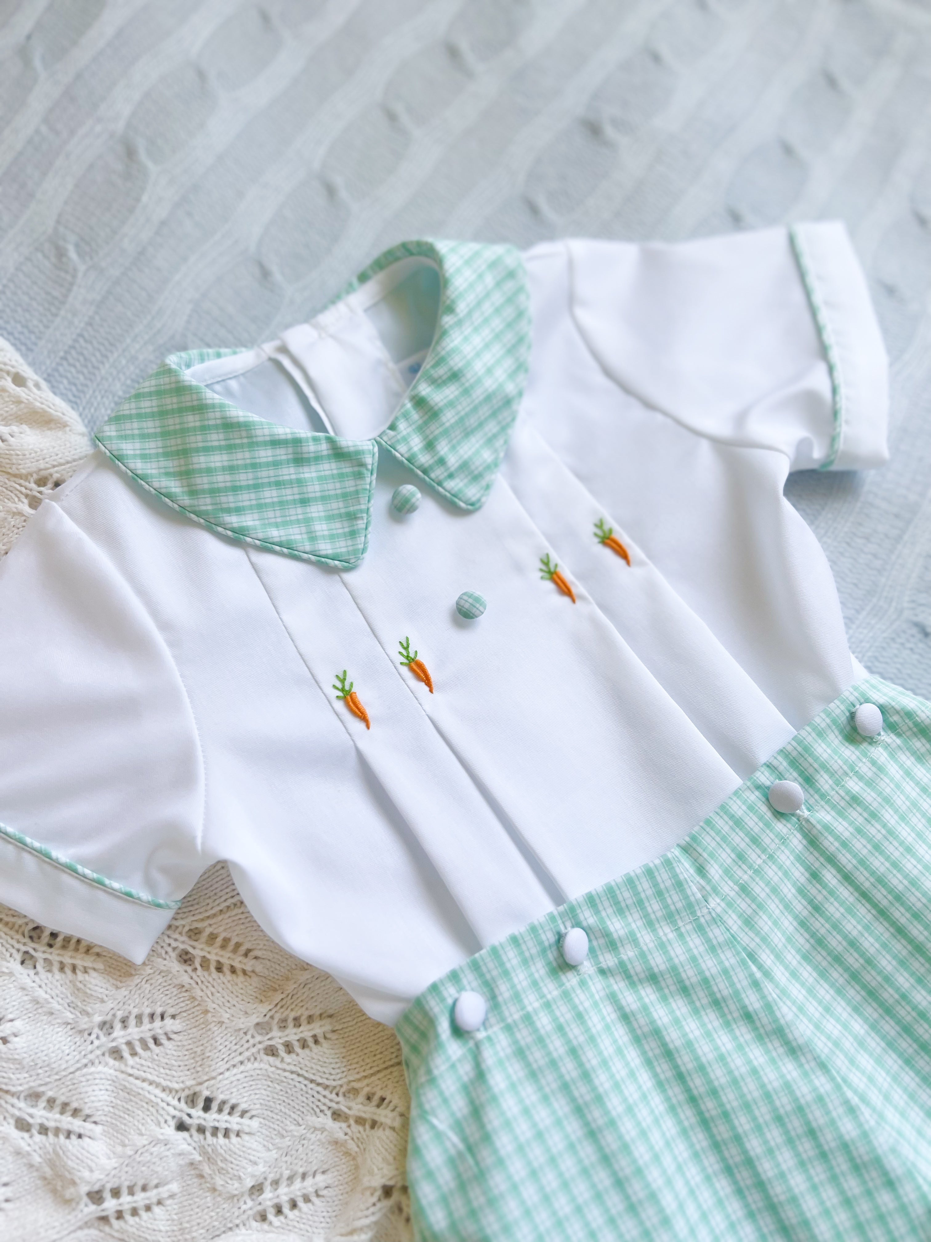 {Sutherby Boys} Signature Button Set - Mint Plaid w/ Heirloom Carrots