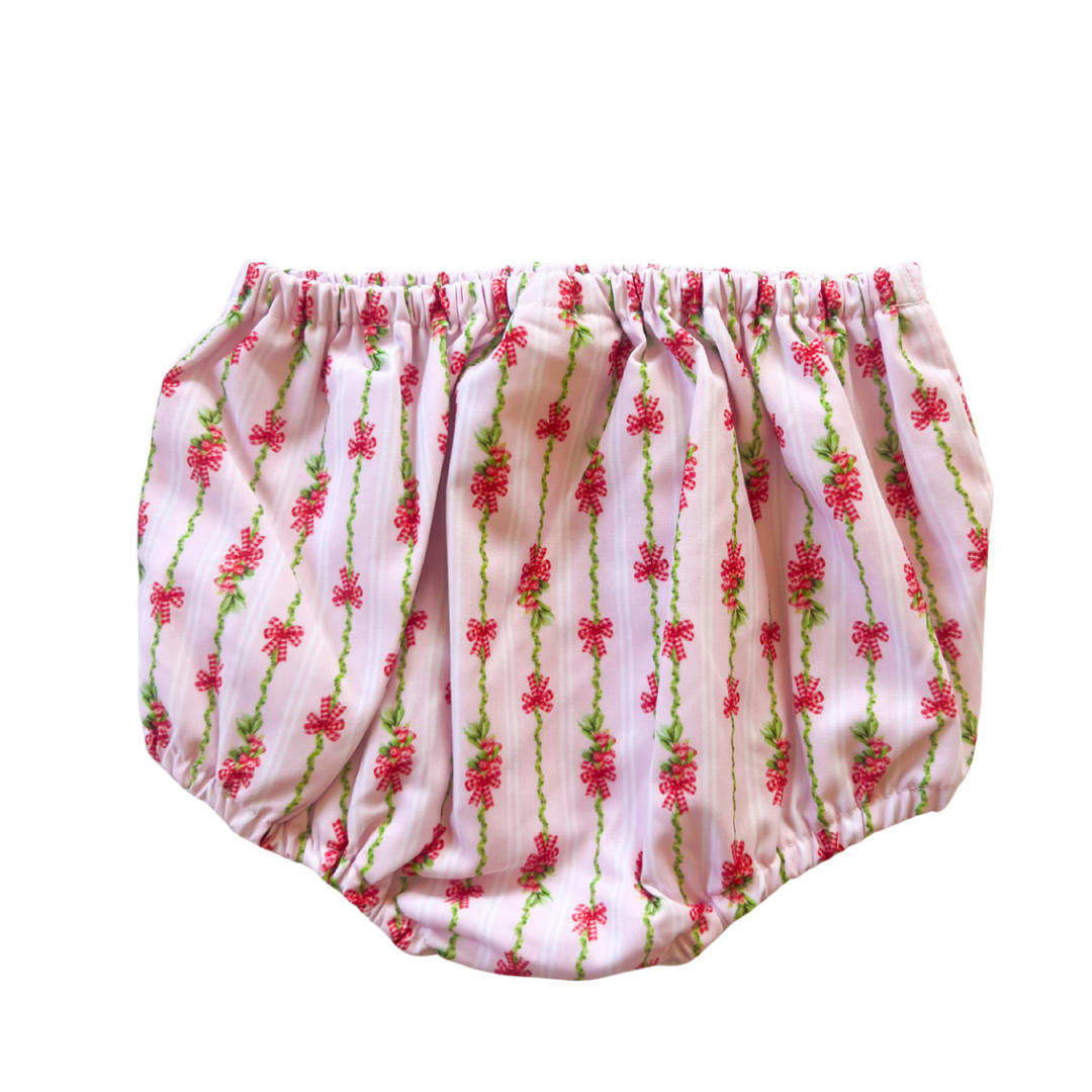{Sutherby Girls} Bloomers - Festive Whimsical Wallpaper