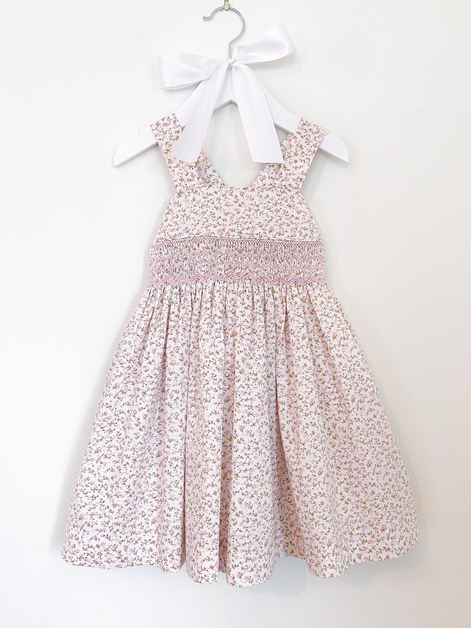 The Smocked Pinafore - Vintage Musk Floral - 1x 6-12 MONTHS REMAINING ...